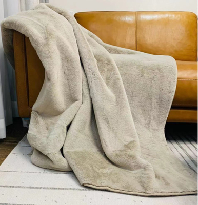 Warm Cheap Luxury Solid For Winter Rabbit Faux Fur Throw Blanket High Quality